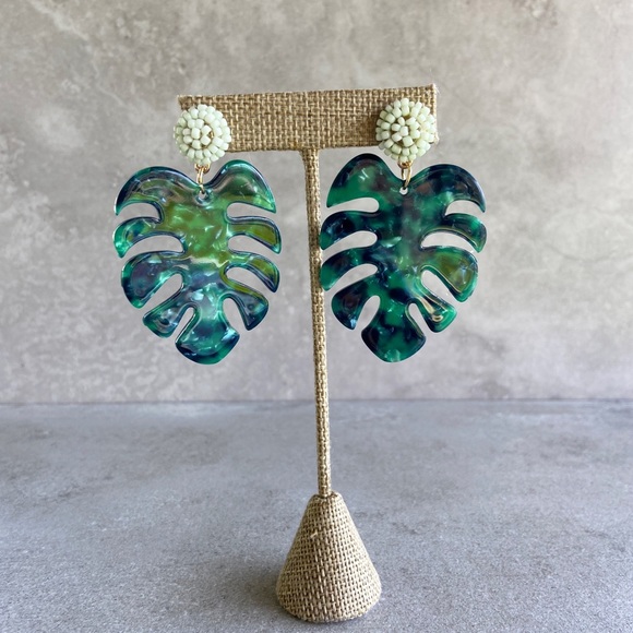 Modcloth Jewelry - Monstera Palm Tropical Leaf Statement Earrings